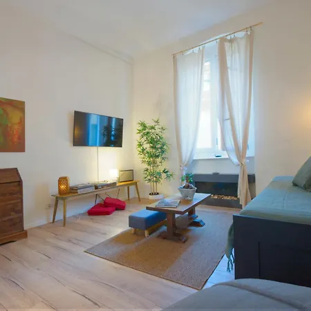 アパート Piazza Castello - Palazzo Charme - Grandmaison *